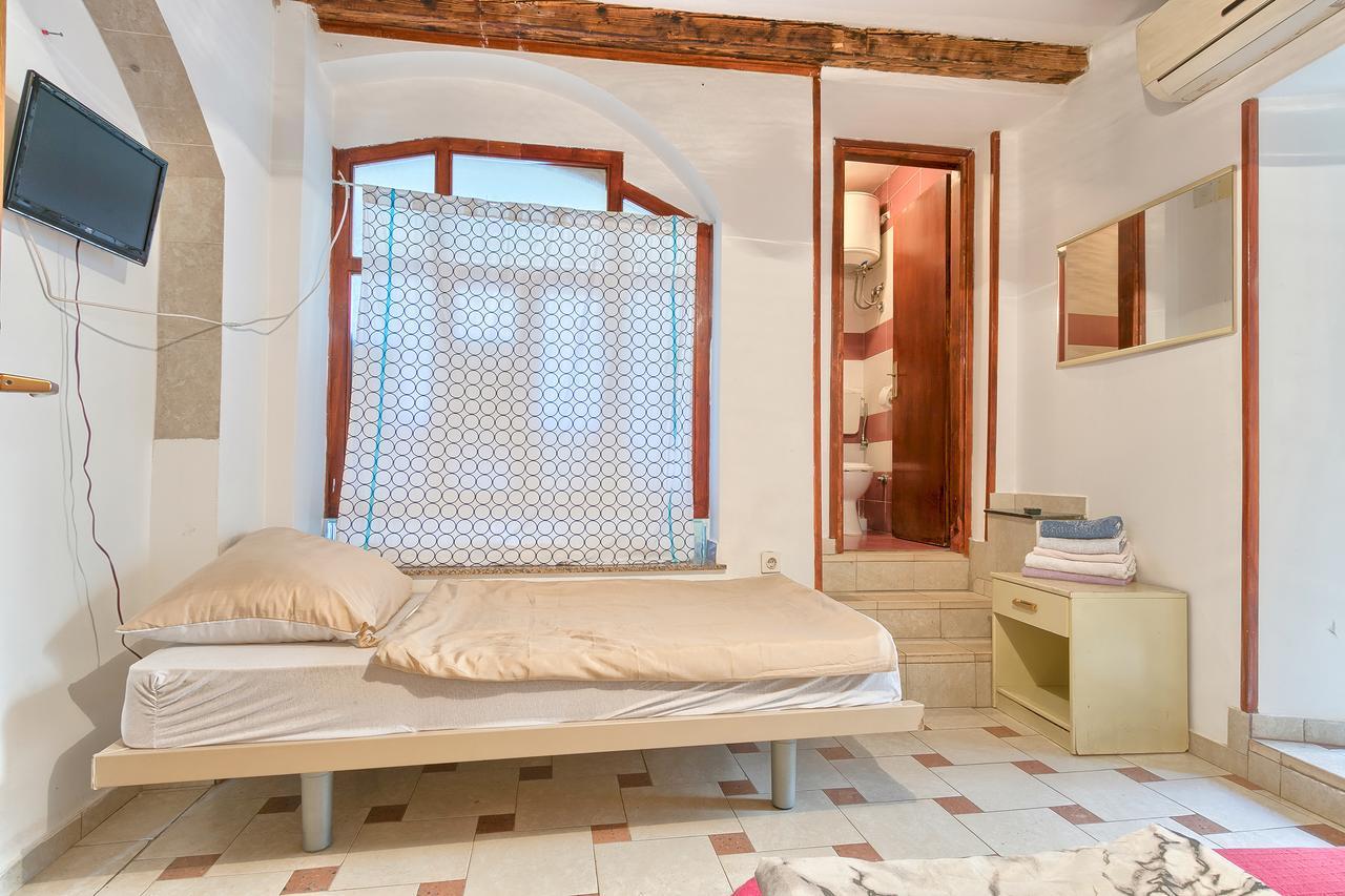 Hostel Pula Pula