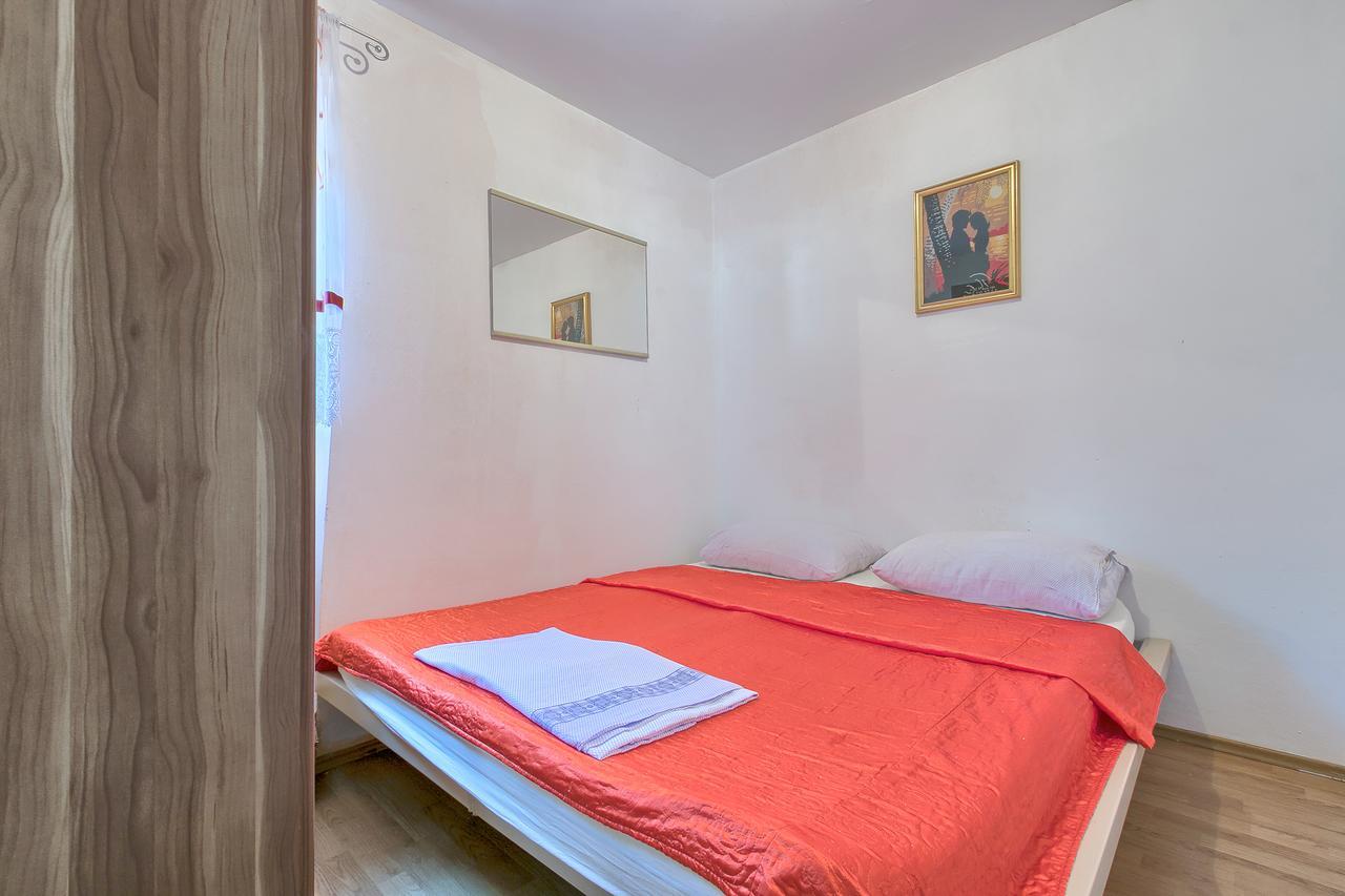 Hostel Pula